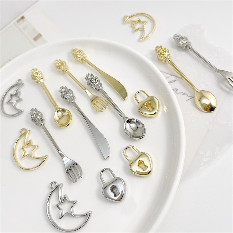 Yeni 50 adet/grup renkli baskı - Men Accessories Locket incelemesi ve fiyatı
