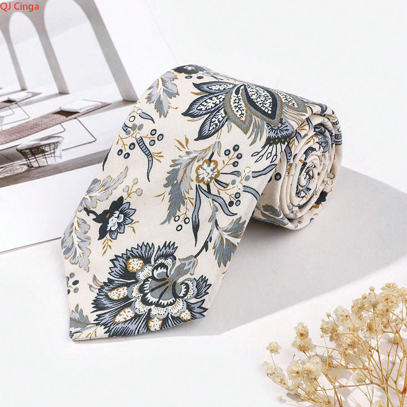 Zarif Mavi ve Bej Çiçek Desenl - Men'S Accessories Essentials incelemesi ve fiyatı